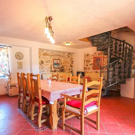 Casa Daniela * Babici